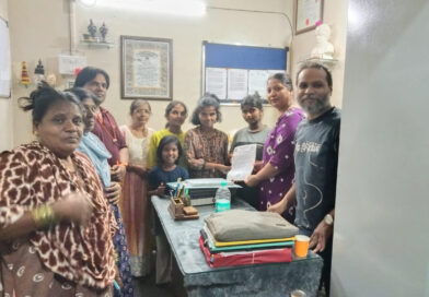नागपूर चाळीतील चार विद्यार्थिनींना मिळाले शैक्षणिक पालकत्व