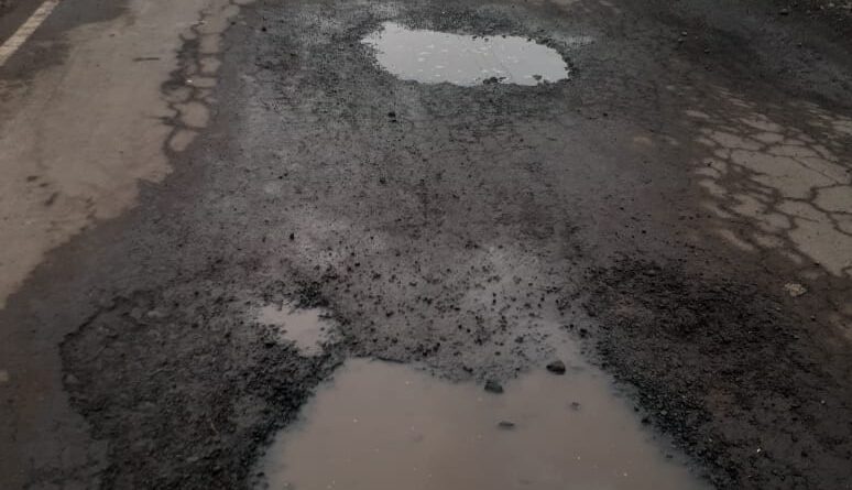 करंजवडे ते डोंगरवाडी रस्त्याची दुरवस्था