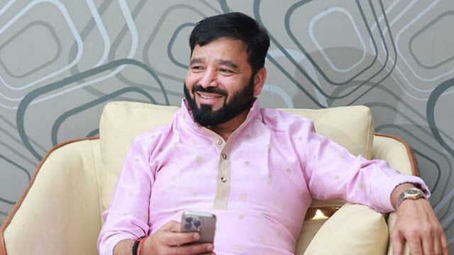 विधानपरिषद : सुनील टिंगरेंच्या निवासस्थानी विक्रम काकडे दाखल ।